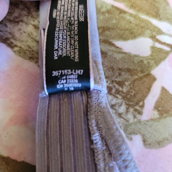 Victorias Secret Very Sexy Lace Lavendar Gray Bralette Womens Size L - Picture 7 of 8